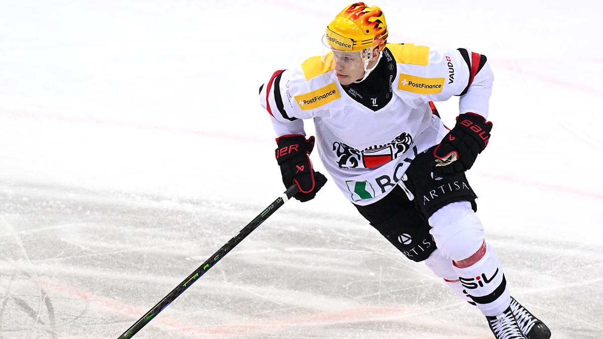 Lausanne wins in Bern, Ajoie collapses