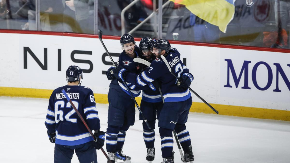 Winnipeg beaten again
