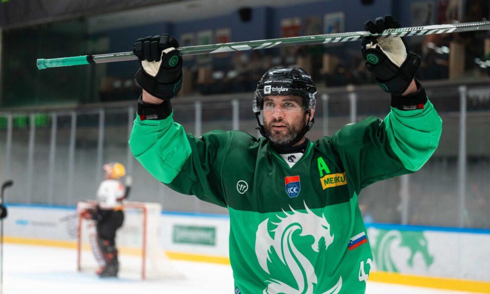 League top scorer Brennan: "I have rarely made decisions about the money"