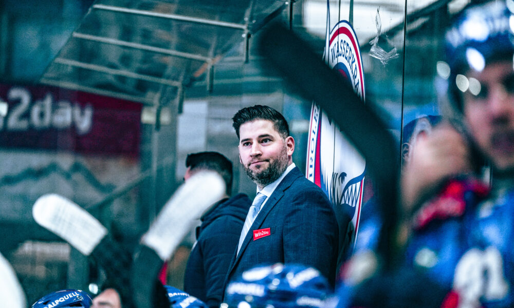 New job for ex-Sharks coach Smotherman!