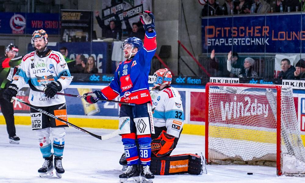 Former Austrian national team player celebrates his debut as an ICEHL referee!