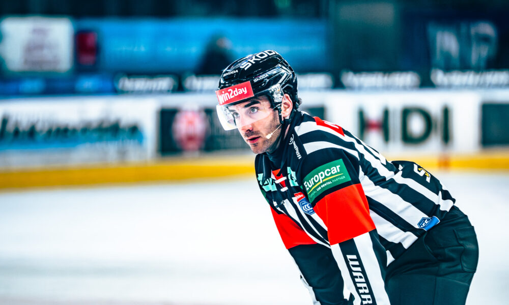 Derby referee Christoph Sternat in an interview about life as an ice hockey referee