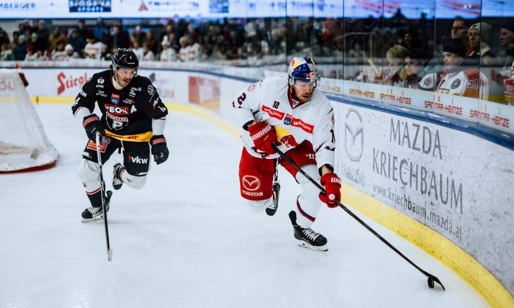 Red Bull Salzburg celebrates a landslide victory over Pioneers Vorarlberg!