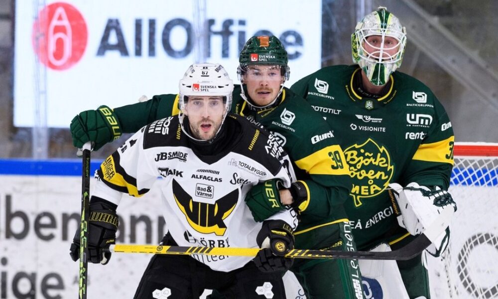 Despite top performances, Konstantin Komarek cannot save his team from a free fall