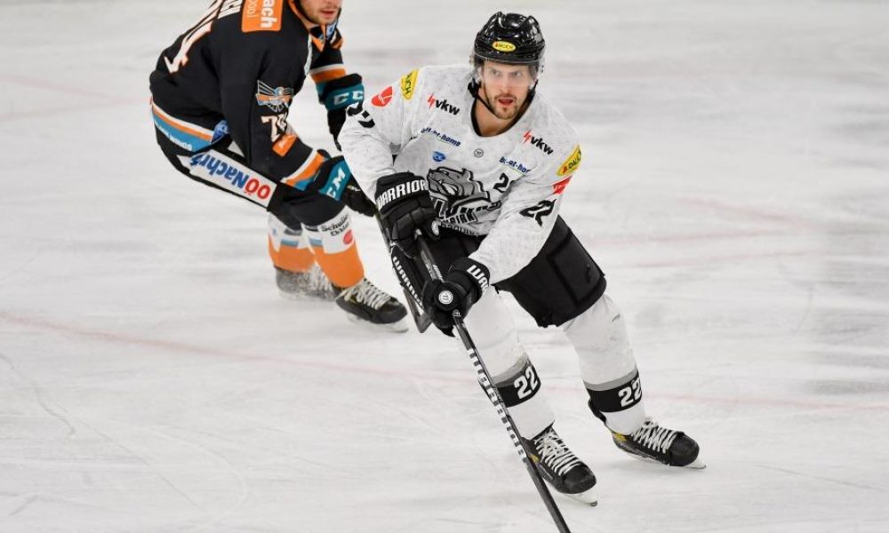 Ex-ICEHL top scorer Yogan has a new employer!