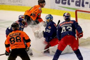 Ex-Graz99ers striker extends contract with reigning champions!