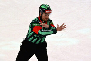 ICE referee Christian Ofner: “For me it’s also about enjoying the World Cup!”