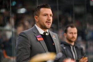 Official: Vienna Capitals sign top defender Nick Bailen!