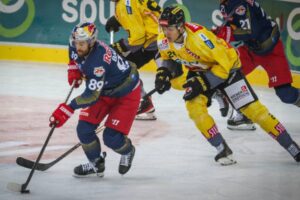 Transfermarkt: Ex-ICEHL striker extended to top league!